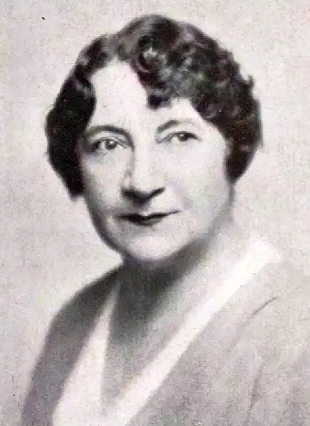 Lillian Dean