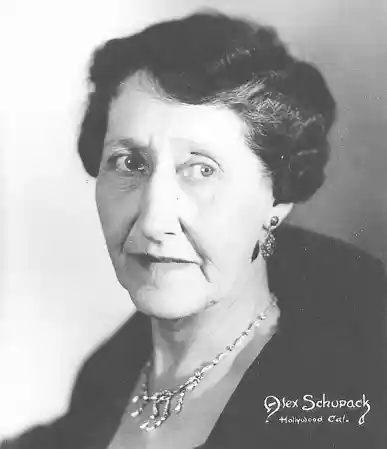 Elspeth Dudgeon