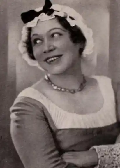 Leonie Duval
