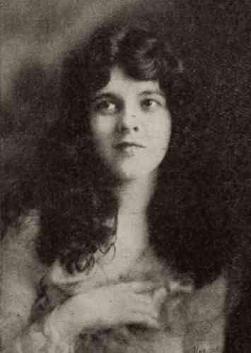 Leila Frost