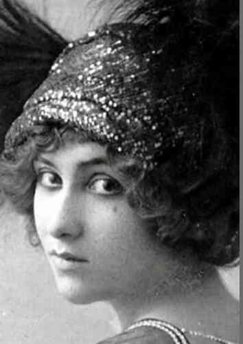 Lilian Greuze