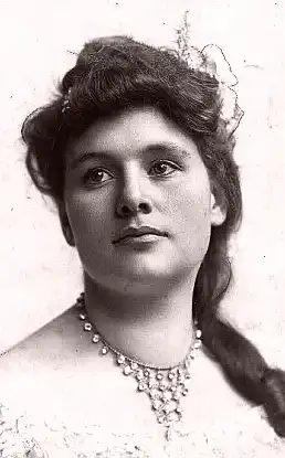 Edith Helena