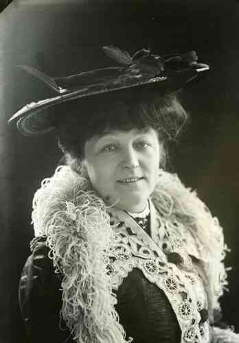 Anna Hofman-Uddgren