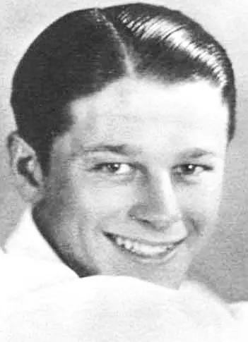 Milton Holmes