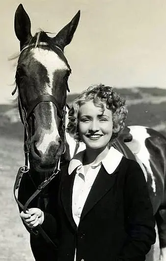 Alma Lloyd