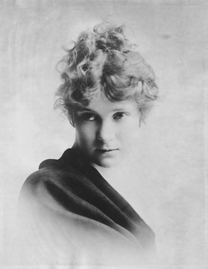 Mae Marsh