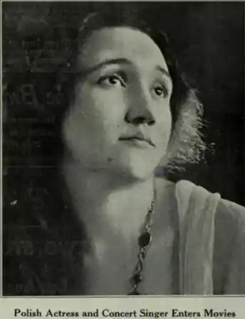 Sylvia Nadina