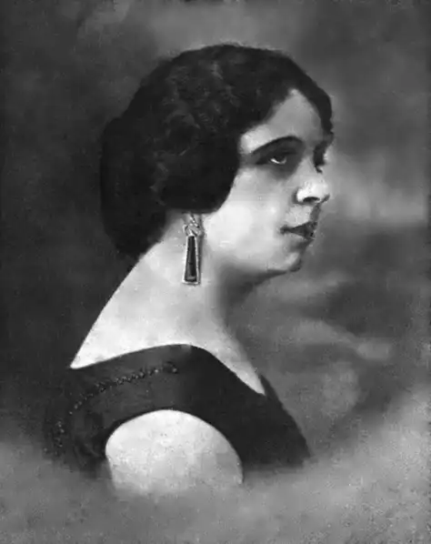 Benita Puértolas