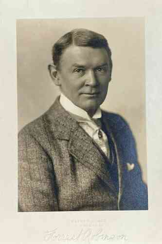 Forrest Robinson