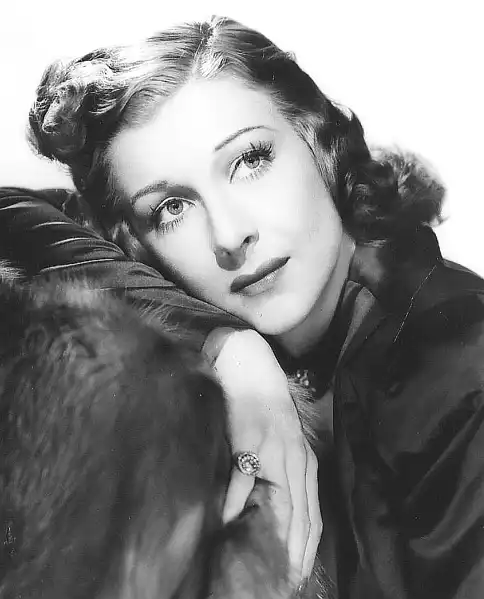 Shirley Ross