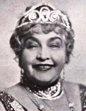 Suzanne Wood