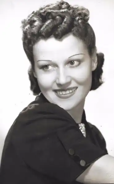 Carolyn Marsh