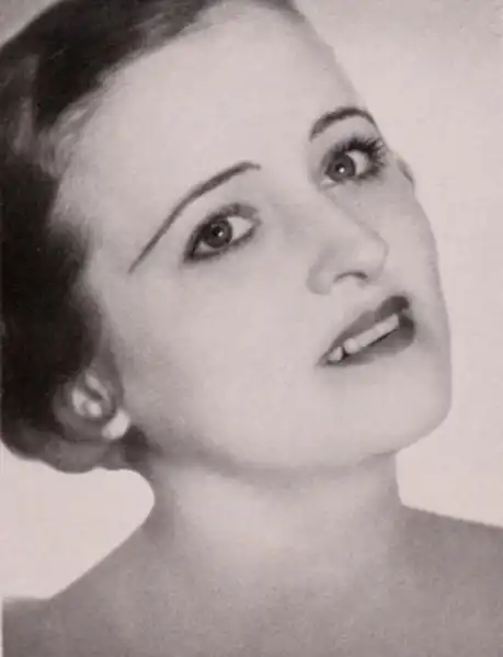 Anneliese Dobat