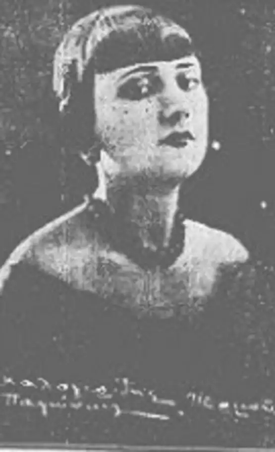 Dina Sarri